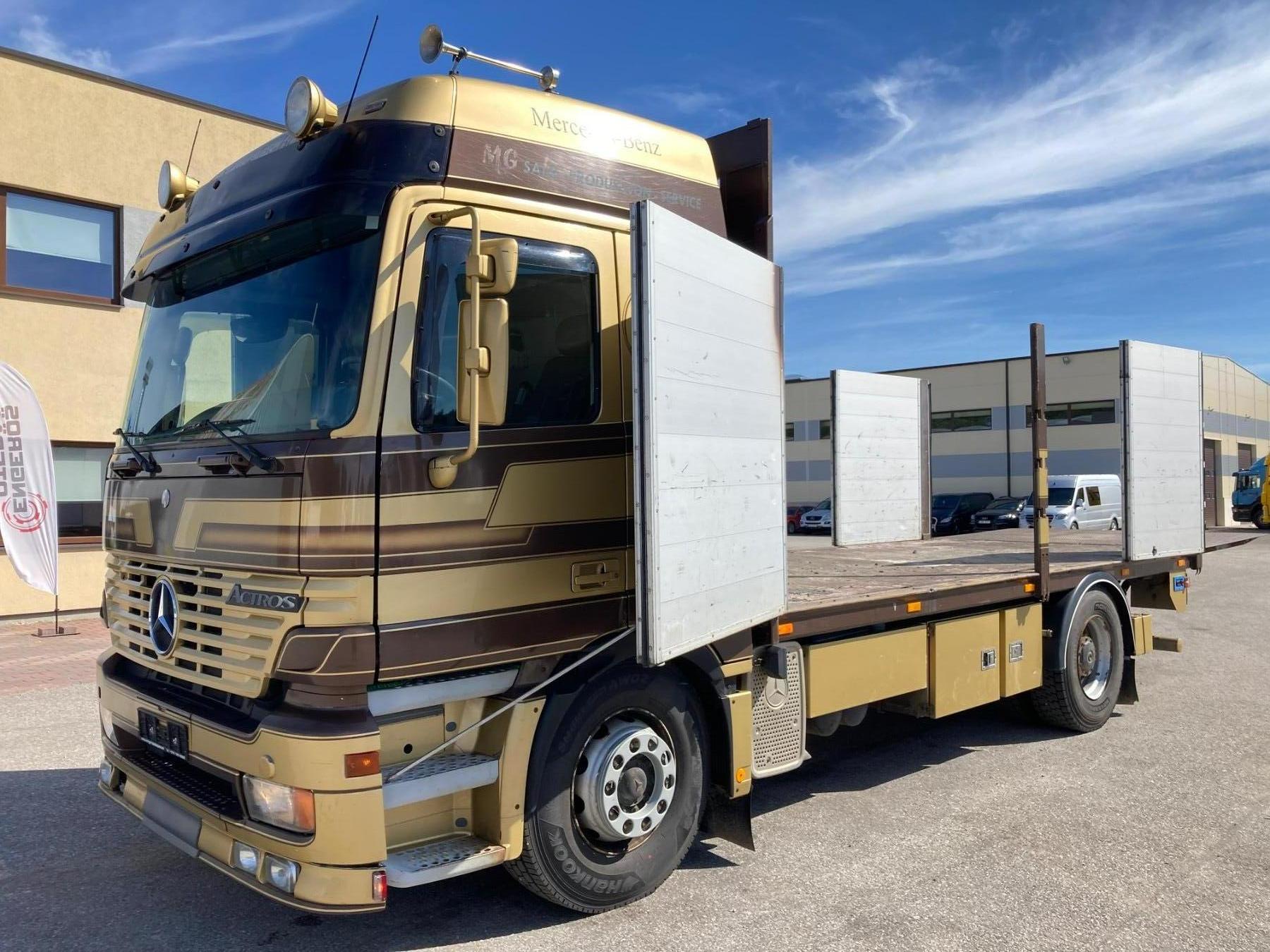 Mercedes-Benz Actros 1835 4X2 FULL AIR + SIDE OPENING + ANALOG TACHO