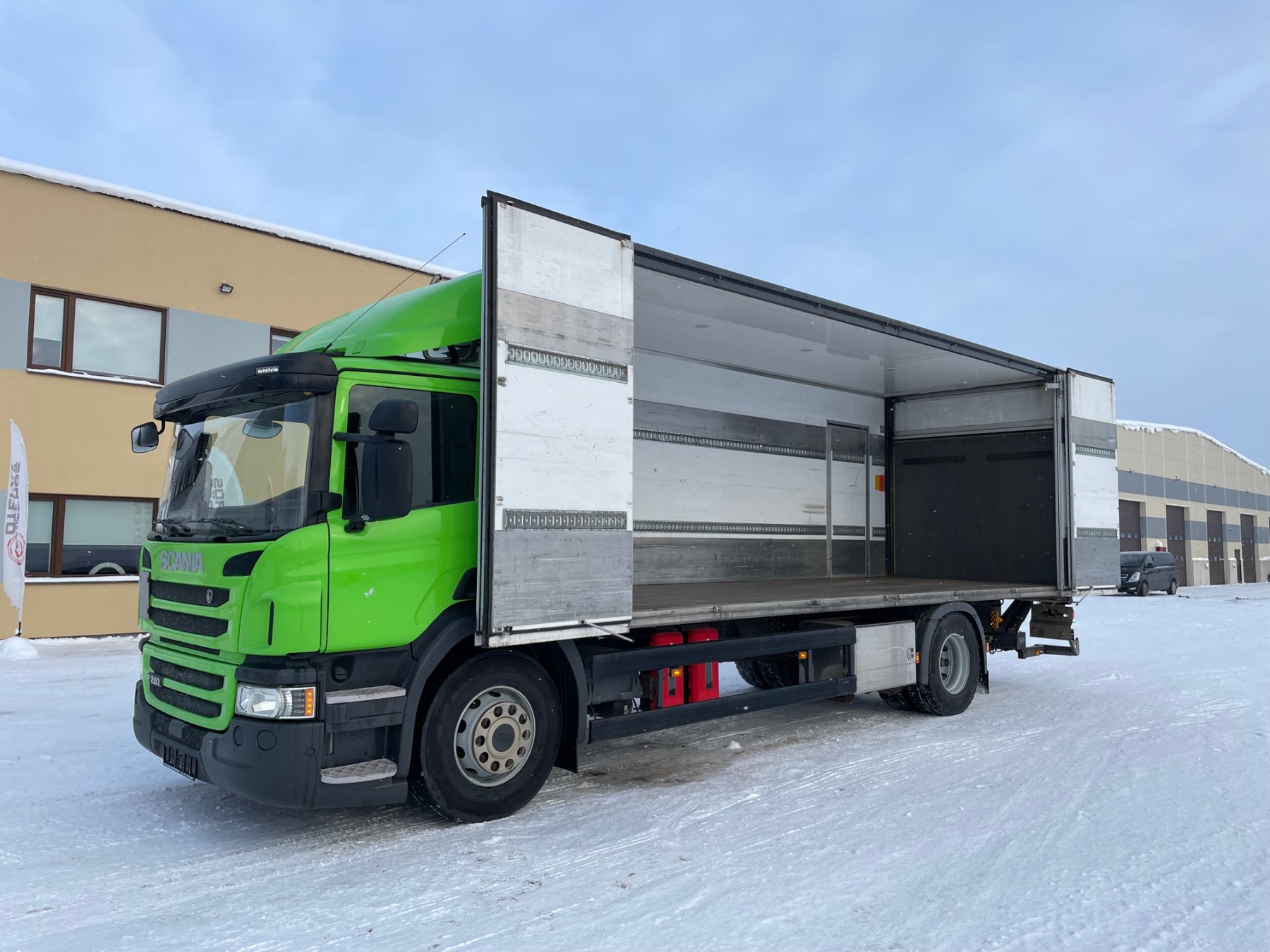 Scania P280 4x2 EURO6 + SIDE OPENING + ADR + BOX HEATING
